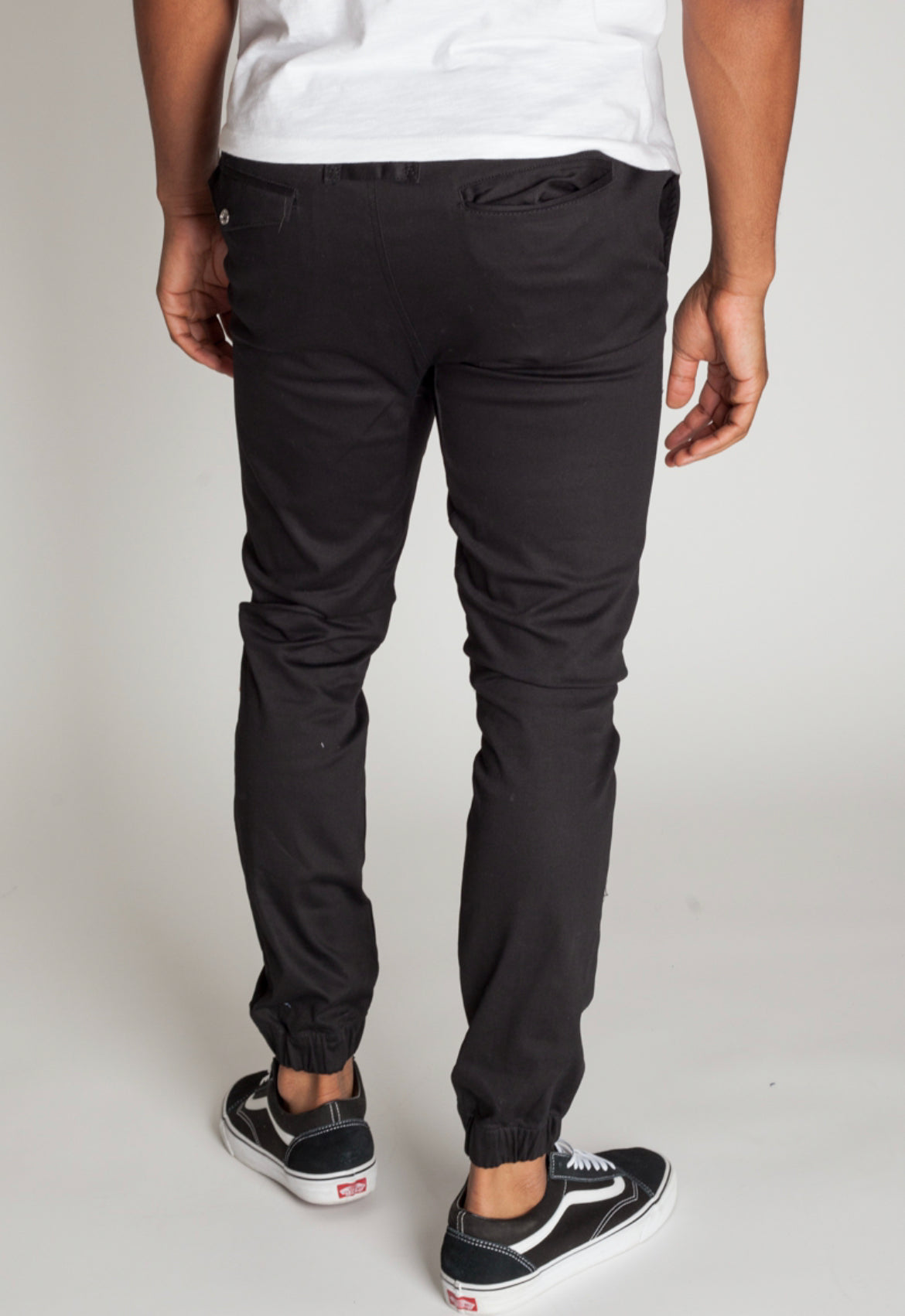 laxed pants